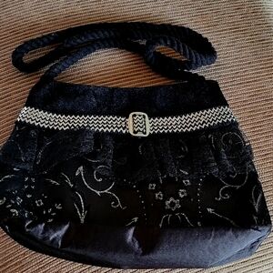 Black Velveteen/Sateen/Lace Embroidered Purse